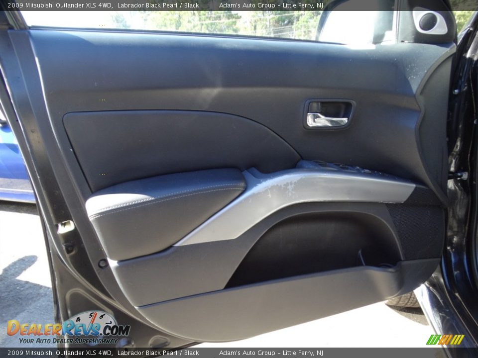 2009 Mitsubishi Outlander XLS 4WD Labrador Black Pearl / Black Photo #8