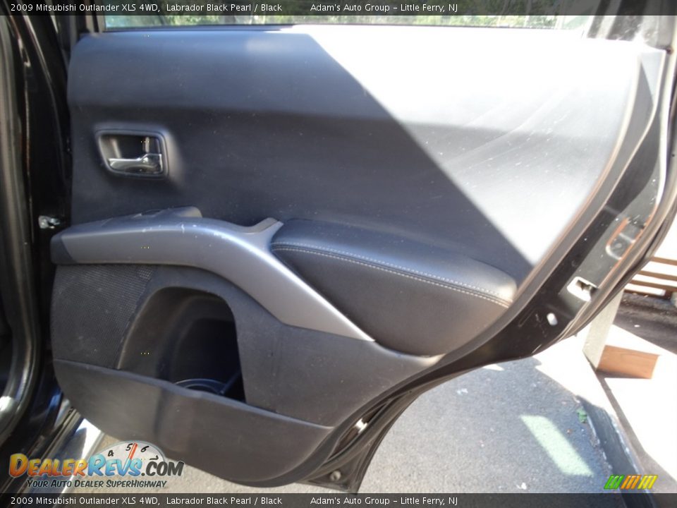 2009 Mitsubishi Outlander XLS 4WD Labrador Black Pearl / Black Photo #12