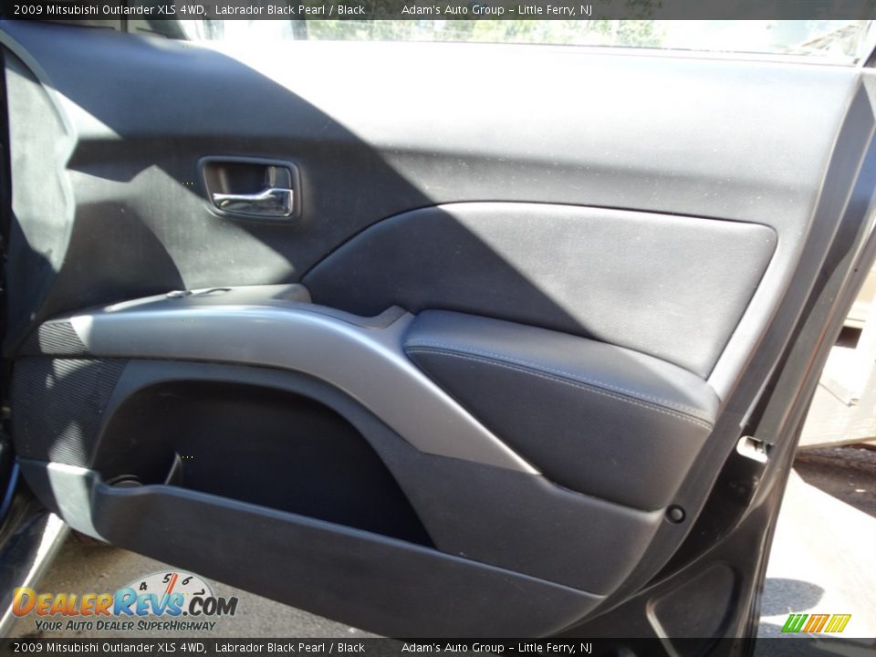2009 Mitsubishi Outlander XLS 4WD Labrador Black Pearl / Black Photo #15