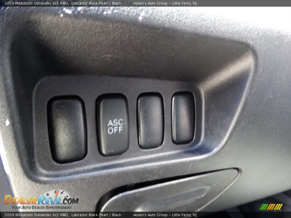 2009 Mitsubishi Outlander XLS 4WD Labrador Black Pearl / Black Photo #18