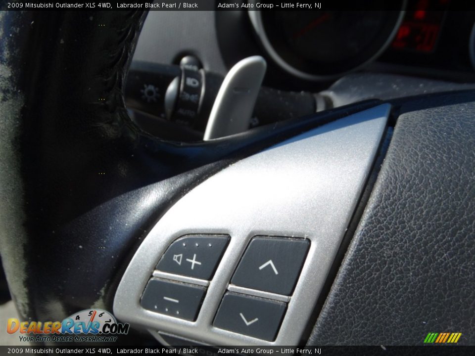 2009 Mitsubishi Outlander XLS 4WD Labrador Black Pearl / Black Photo #20