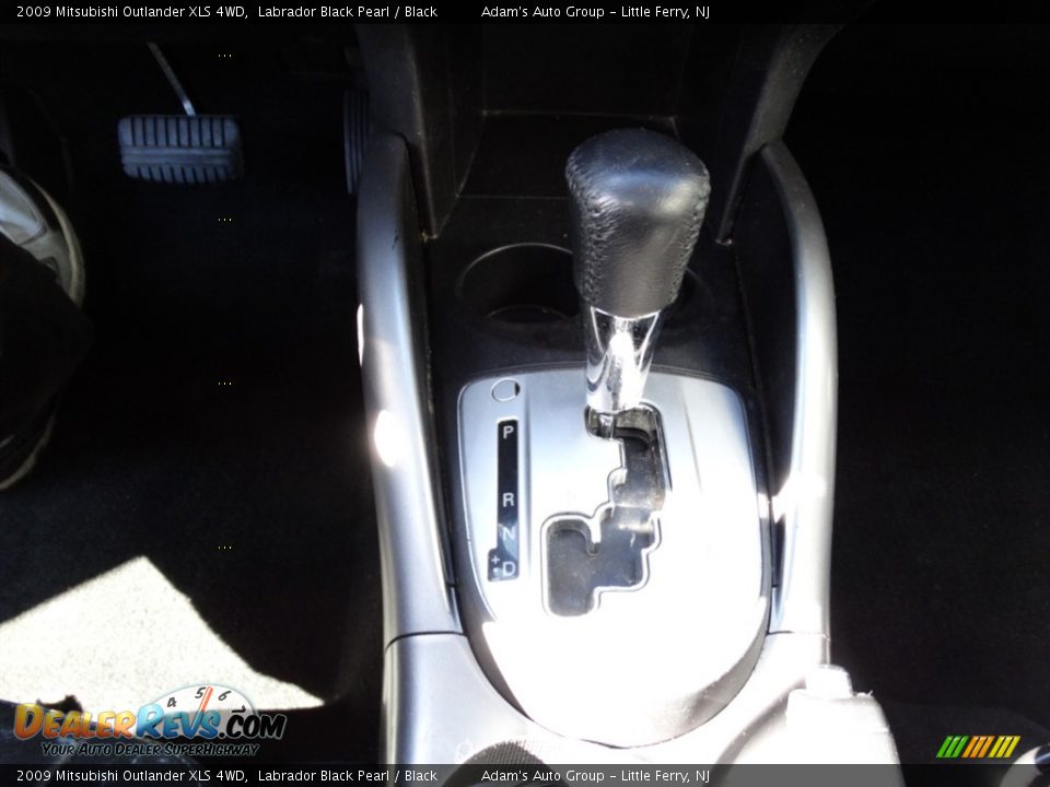 2009 Mitsubishi Outlander XLS 4WD Labrador Black Pearl / Black Photo #26