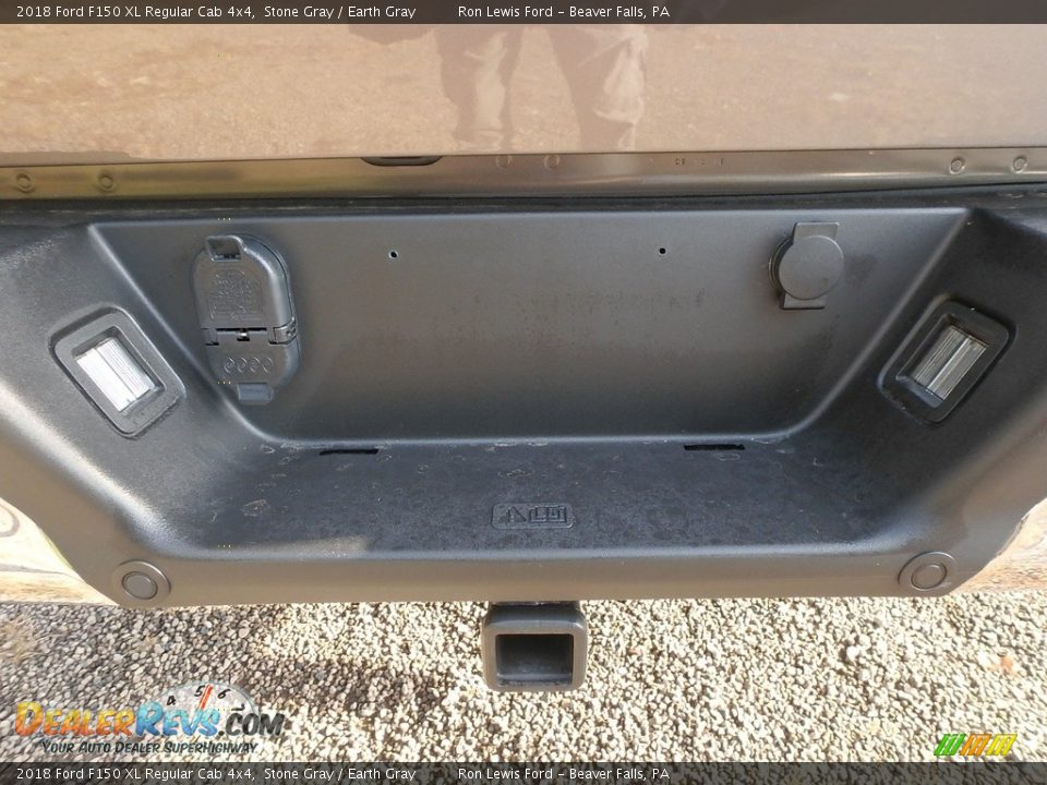 2018 Ford F150 XL Regular Cab 4x4 Stone Gray / Earth Gray Photo #4