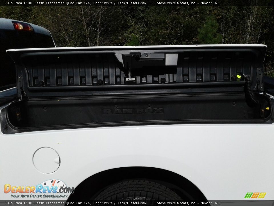 2019 Ram 1500 Classic Tradesman Quad Cab 4x4 Bright White / Black/Diesel Gray Photo #12