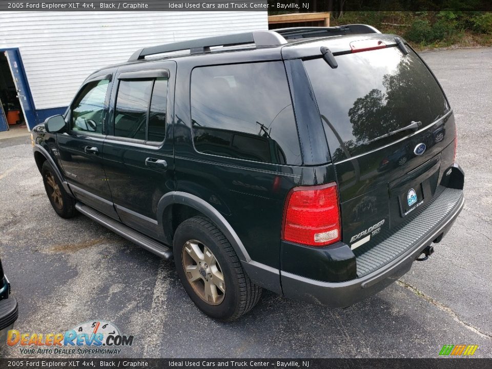 2005 Ford Explorer XLT 4x4 Black / Graphite Photo #2