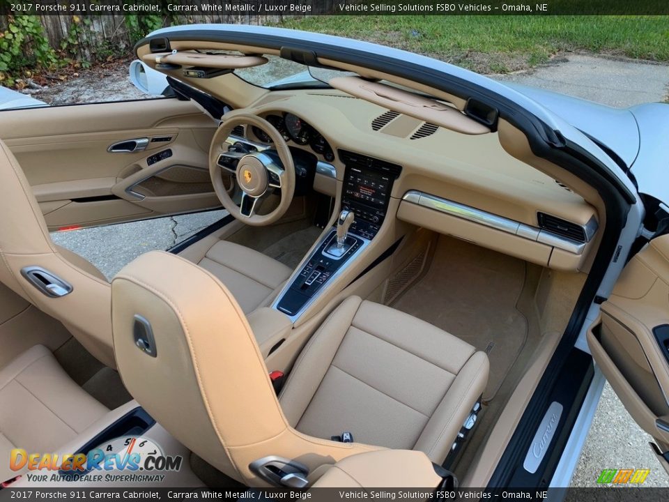 Luxor Beige Interior - 2017 Porsche 911 Carrera Cabriolet Photo #3
