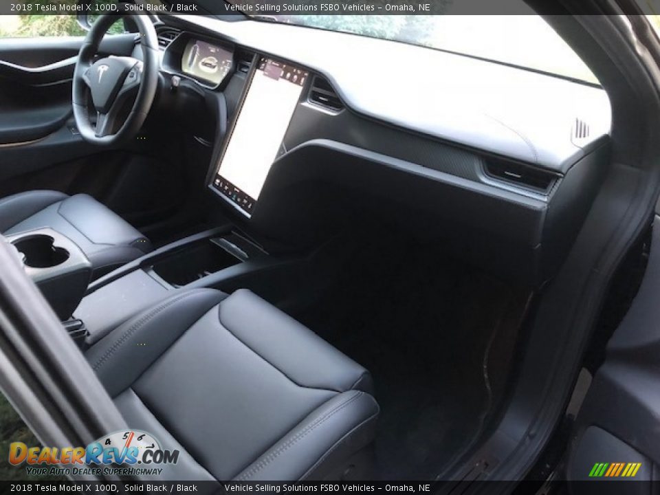 Black Interior - 2018 Tesla Model X 100D Photo #3