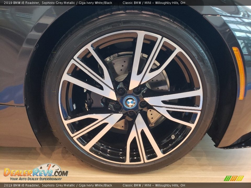 2019 BMW i8 Roadster Wheel Photo #4