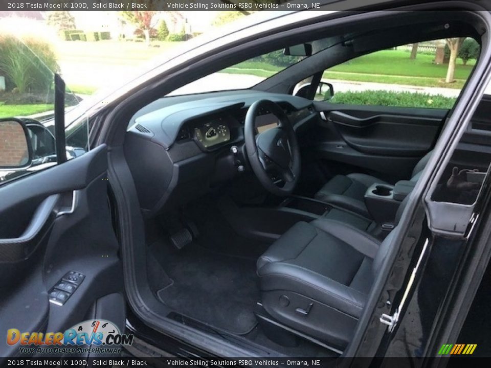 Front Seat of 2018 Tesla Model X 100D Photo #16