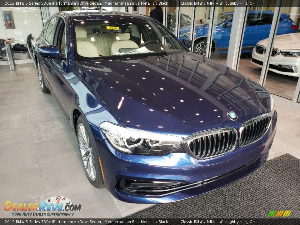 2019 BMW 5 Series 530e iPerformance xDrive Sedan Mediterranean Blue Metallic / Black Photo #1