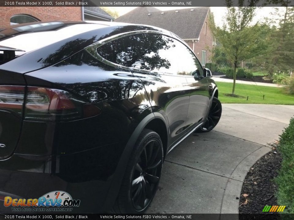 2018 Tesla Model X 100D Solid Black / Black Photo #21