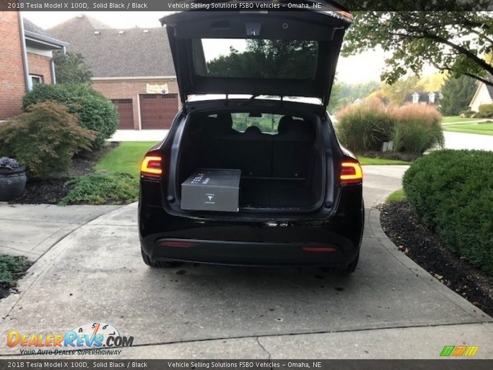 2018 Tesla Model X 100D Solid Black / Black Photo #25