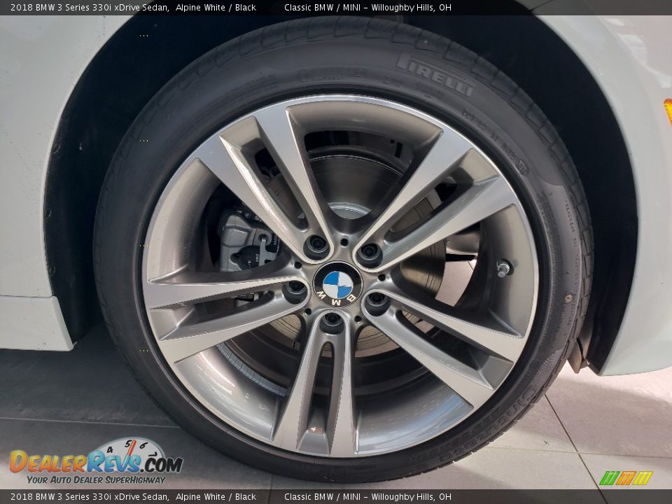 2018 BMW 3 Series 330i xDrive Sedan Alpine White / Black Photo #5