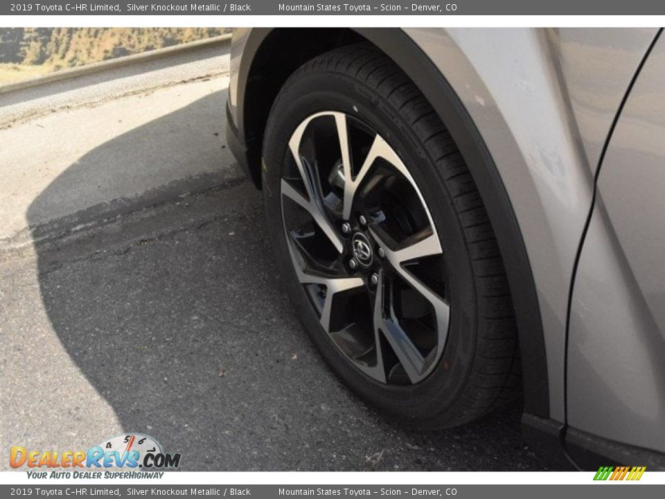 2019 Toyota C-HR Limited Silver Knockout Metallic / Black Photo #32