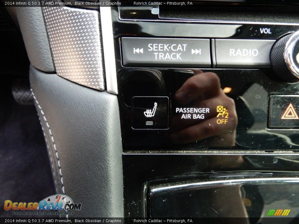 2014 Infiniti Q 50 3.7 AWD Premium Black Obsidian / Graphite Photo #21
