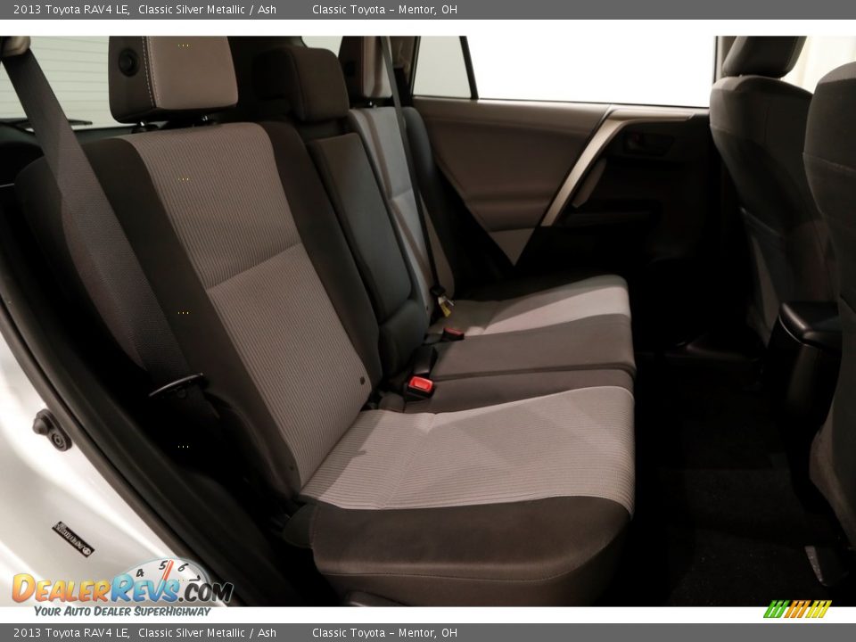 2013 Toyota RAV4 LE Classic Silver Metallic / Ash Photo #16