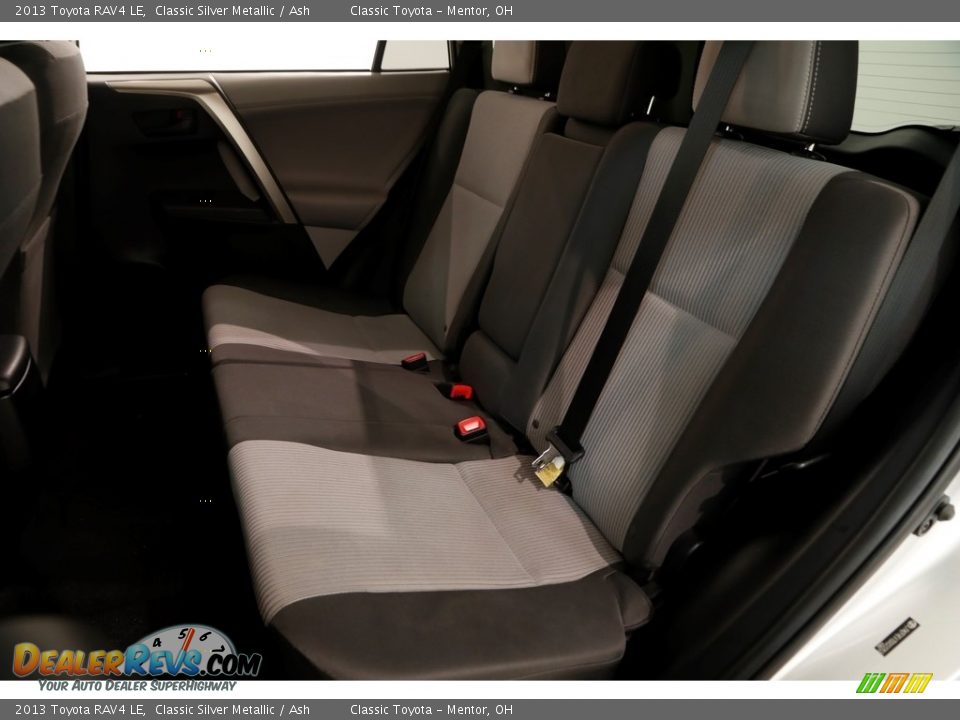 2013 Toyota RAV4 LE Classic Silver Metallic / Ash Photo #17