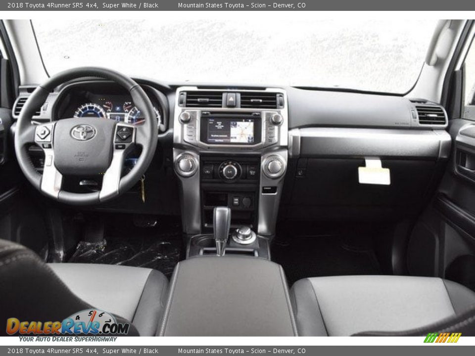 2018 Toyota 4Runner SR5 4x4 Super White / Black Photo #8