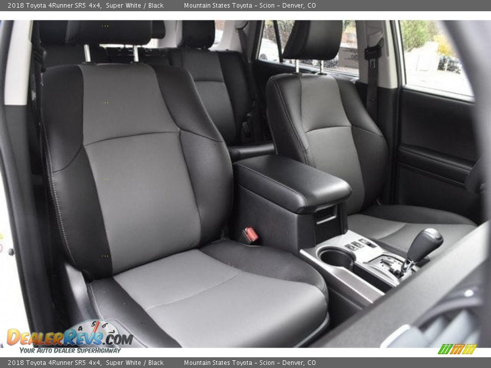 2018 Toyota 4Runner SR5 4x4 Super White / Black Photo #12