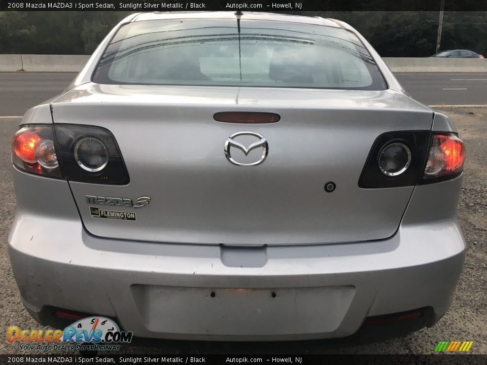 2008 Mazda MAZDA3 i Sport Sedan Sunlight Silver Metallic / Black Photo #4