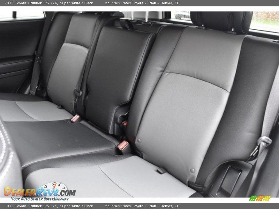 2018 Toyota 4Runner SR5 4x4 Super White / Black Photo #15