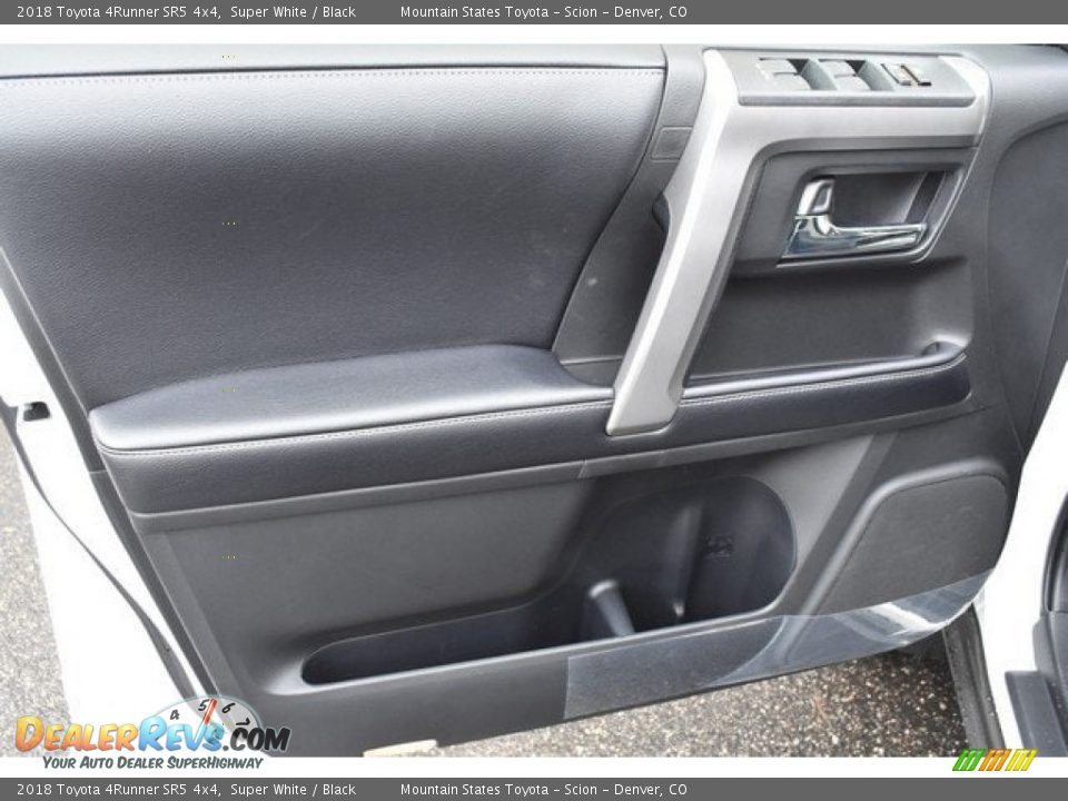 2018 Toyota 4Runner SR5 4x4 Super White / Black Photo #19