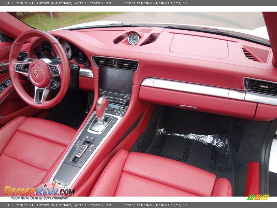 Dashboard of 2017 Porsche 911 Carrera 4S Cabriolet Photo #13