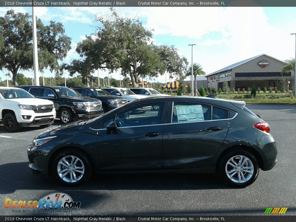 2019 Chevrolet Cruze LT Hatchback Nightfall Gray Metallic / Black Photo #2