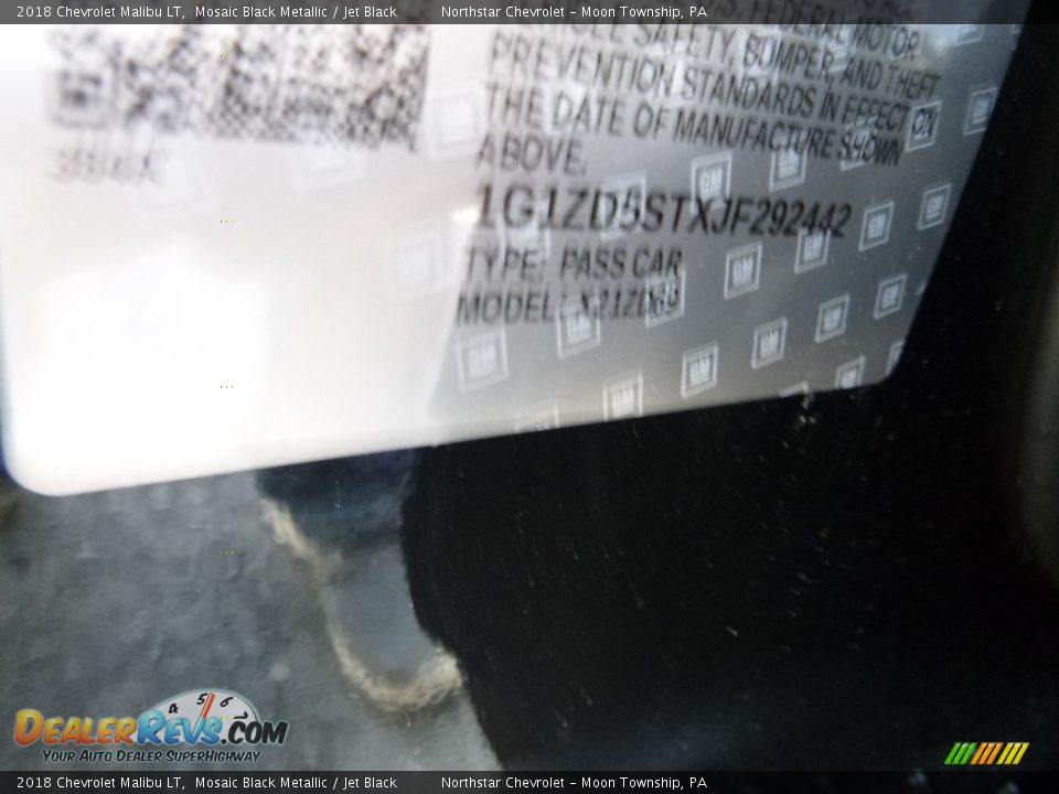 2018 Chevrolet Malibu LT Mosaic Black Metallic / Jet Black Photo #16