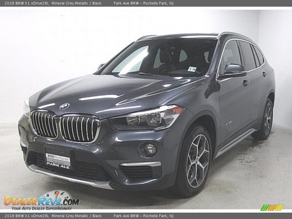 2018 BMW X1 xDrive28i Mineral Grey Metallic / Black Photo #1