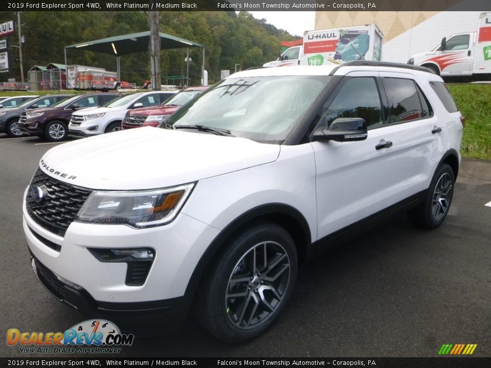 Front 3/4 View of 2019 Ford Explorer Sport 4WD Photo #5