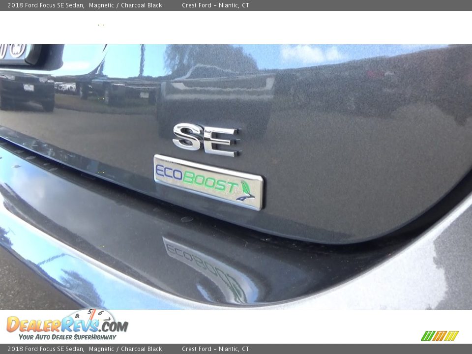 2018 Ford Focus SE Sedan Magnetic / Charcoal Black Photo #9