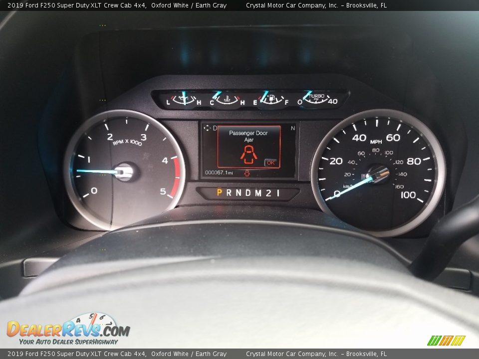 2019 Ford F250 Super Duty XLT Crew Cab 4x4 Oxford White / Earth Gray Photo #14
