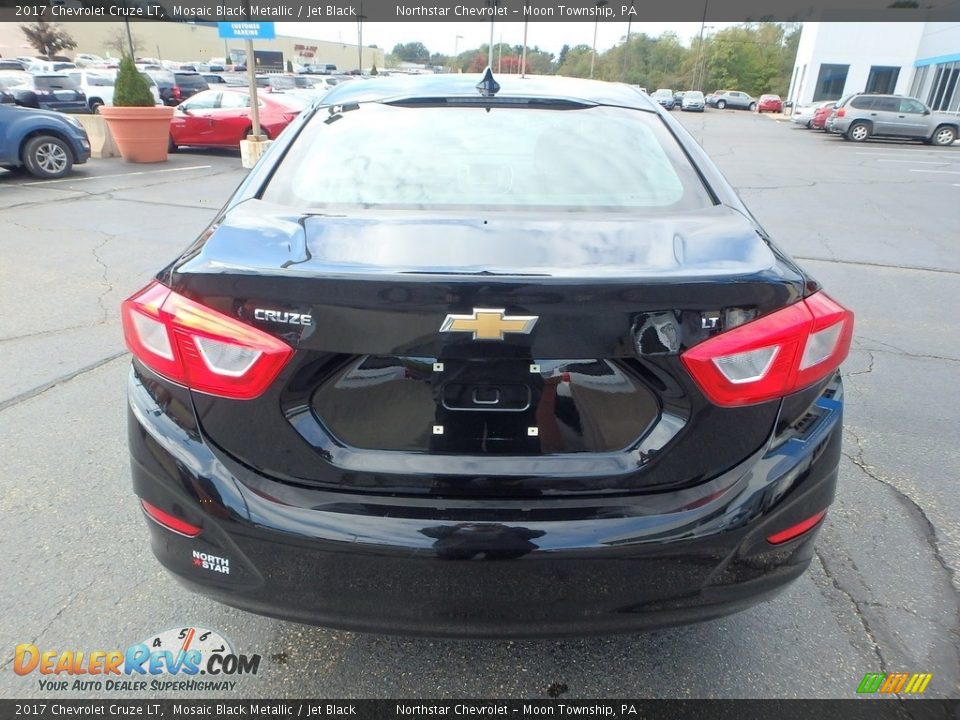 2017 Chevrolet Cruze LT Mosaic Black Metallic / Jet Black Photo #6