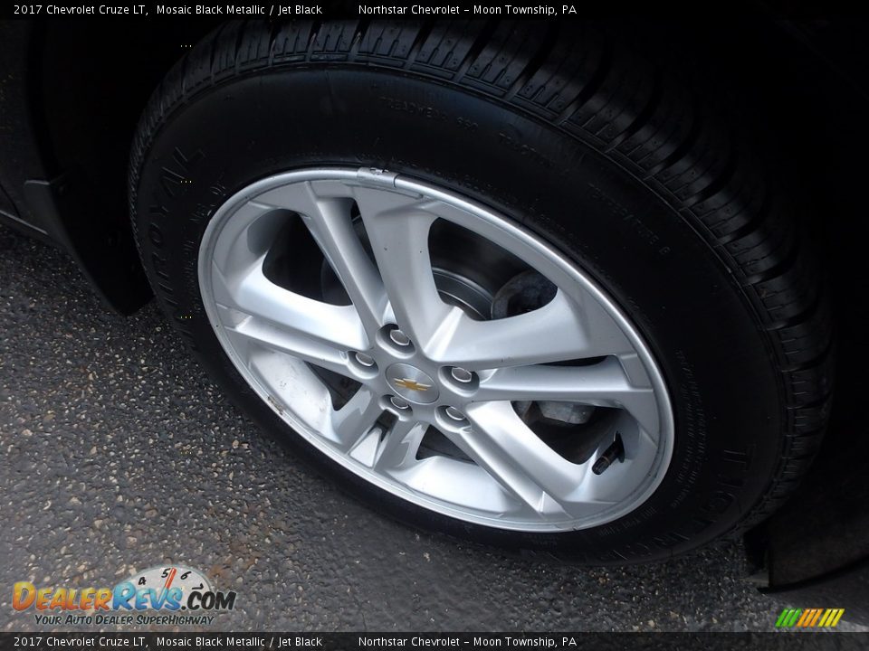 2017 Chevrolet Cruze LT Mosaic Black Metallic / Jet Black Photo #14