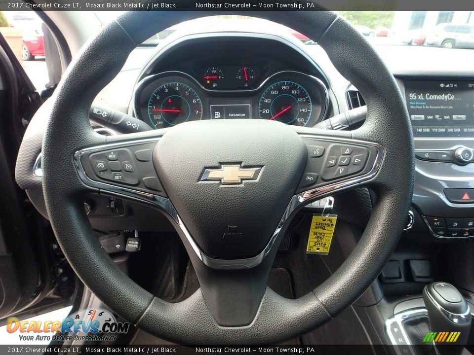 2017 Chevrolet Cruze LT Mosaic Black Metallic / Jet Black Photo #26