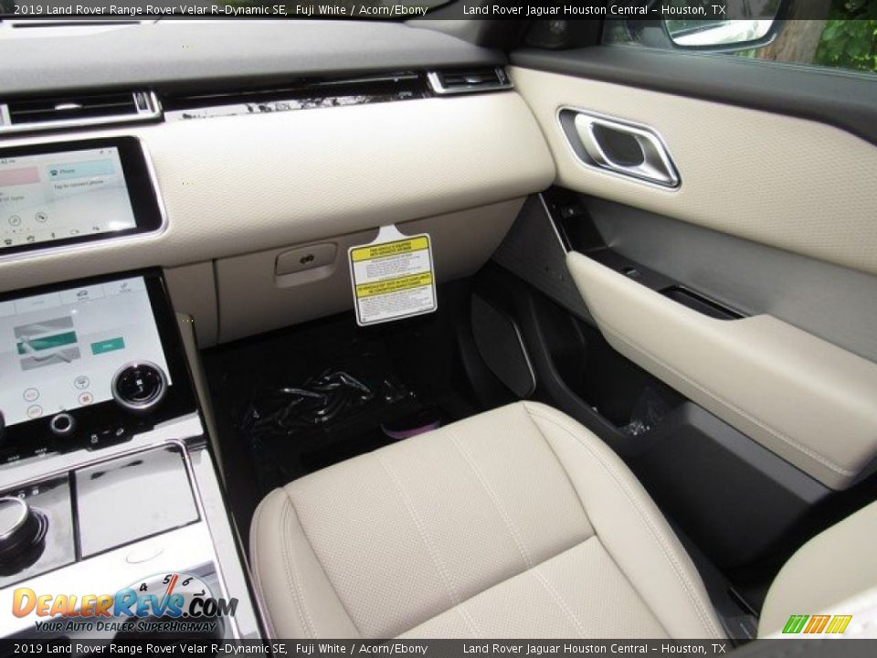 Dashboard of 2019 Land Rover Range Rover Velar R-Dynamic SE Photo #15