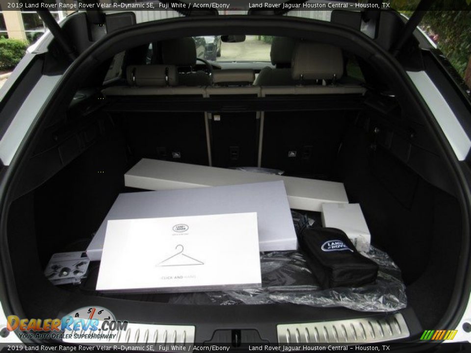 2019 Land Rover Range Rover Velar R-Dynamic SE Trunk Photo #17