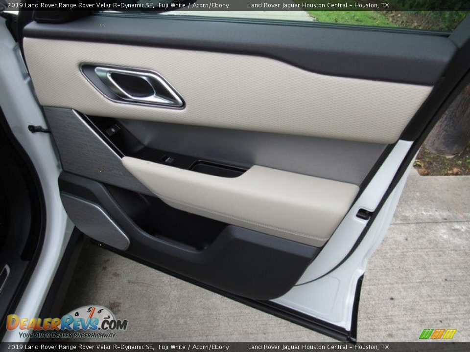 Door Panel of 2019 Land Rover Range Rover Velar R-Dynamic SE Photo #20
