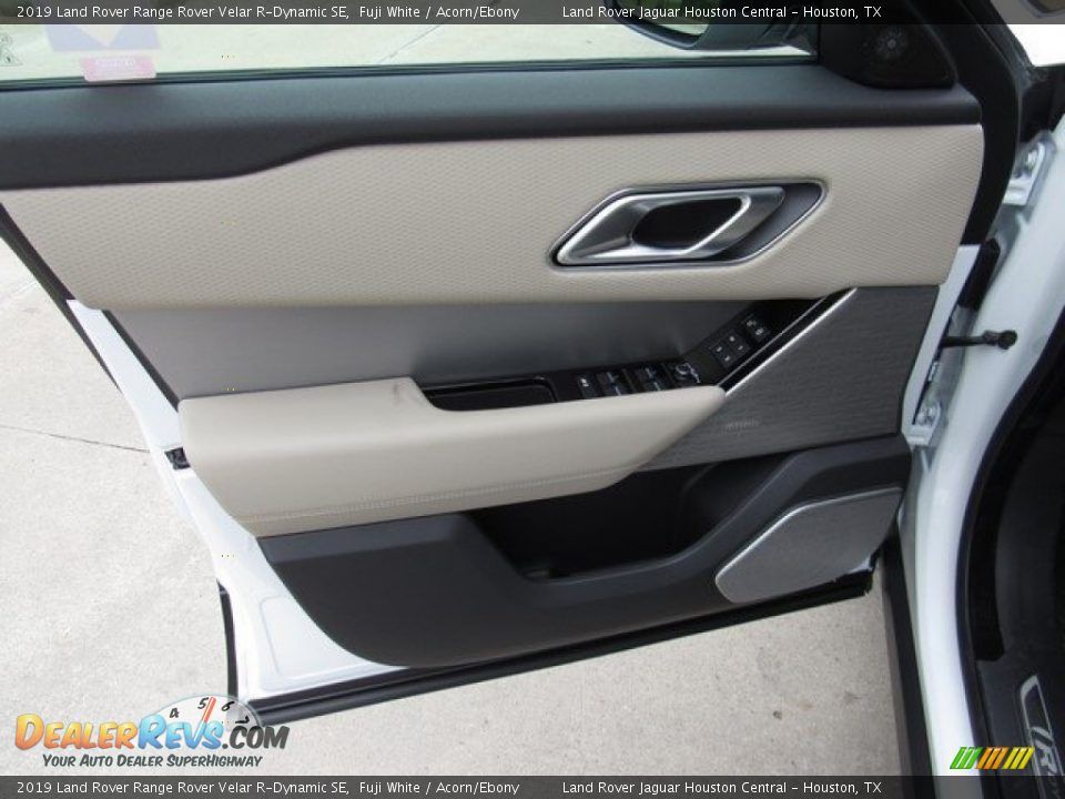 Door Panel of 2019 Land Rover Range Rover Velar R-Dynamic SE Photo #24