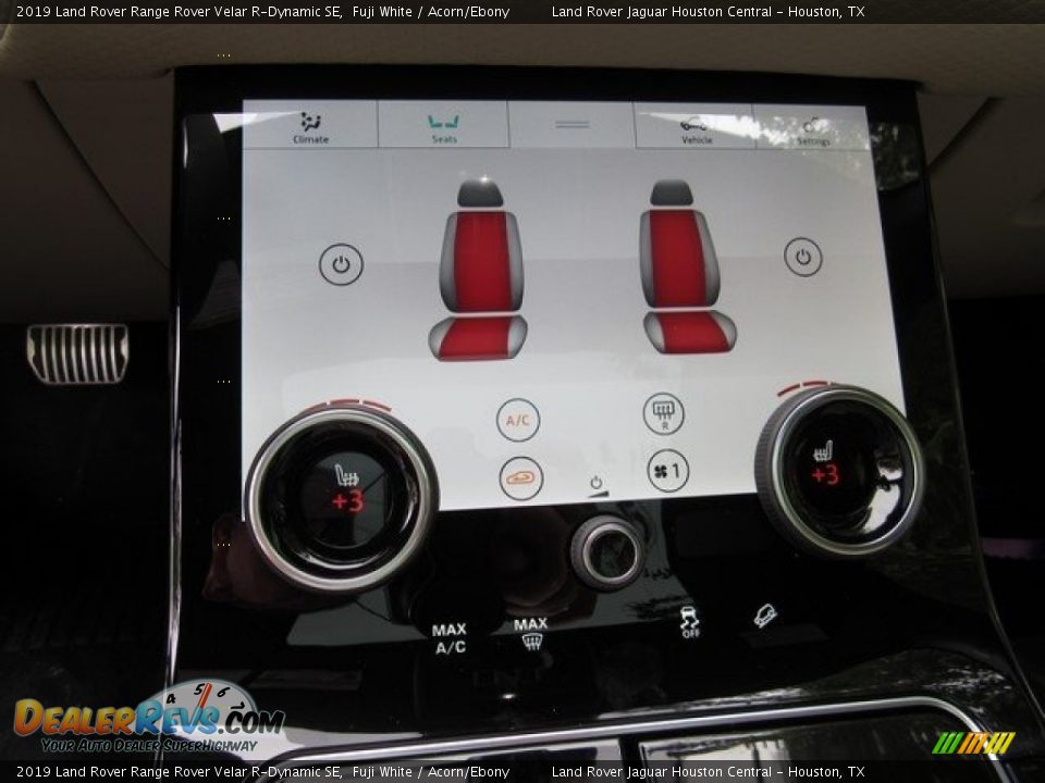 Controls of 2019 Land Rover Range Rover Velar R-Dynamic SE Photo #35