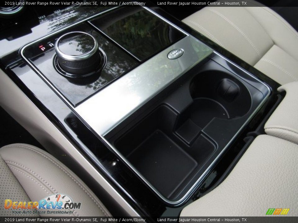 2019 Land Rover Range Rover Velar R-Dynamic SE Shifter Photo #36