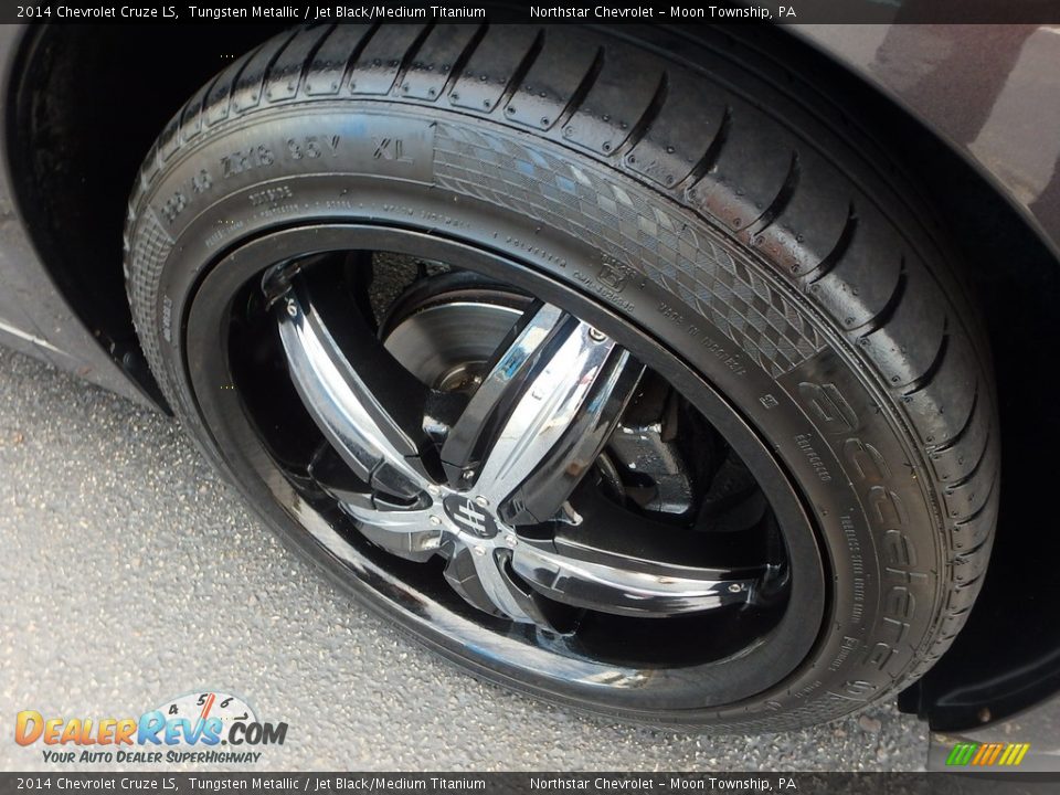2014 Chevrolet Cruze LS Tungsten Metallic / Jet Black/Medium Titanium Photo #14