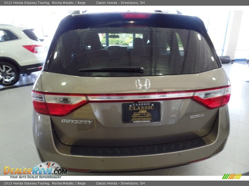 2013 Honda Odyssey Touring Mocha Metallic / Beige Photo #8