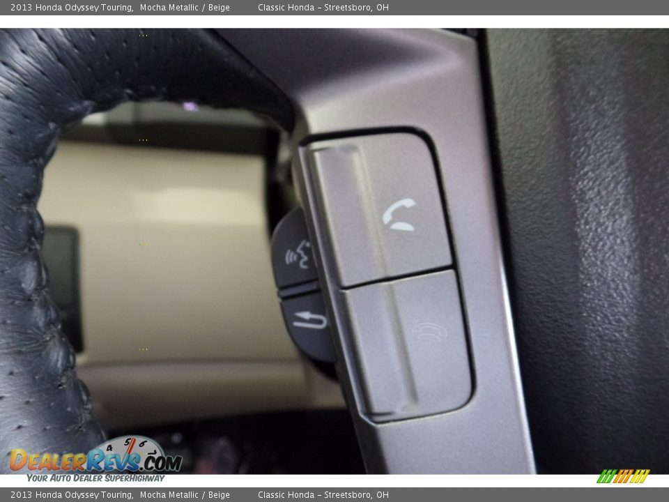 2013 Honda Odyssey Touring Mocha Metallic / Beige Photo #33