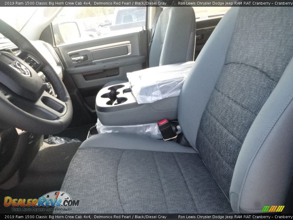 2019 Ram 1500 Classic Big Horn Crew Cab 4x4 Delmonico Red Pearl / Black/Diesel Gray Photo #15