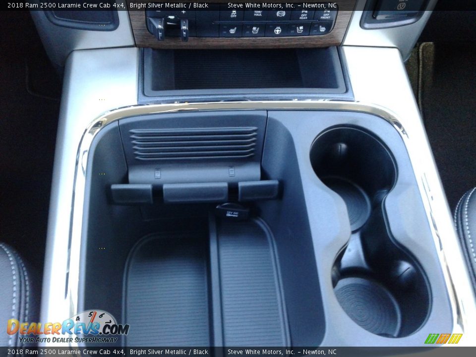 2018 Ram 2500 Laramie Crew Cab 4x4 Bright Silver Metallic / Black Photo #30
