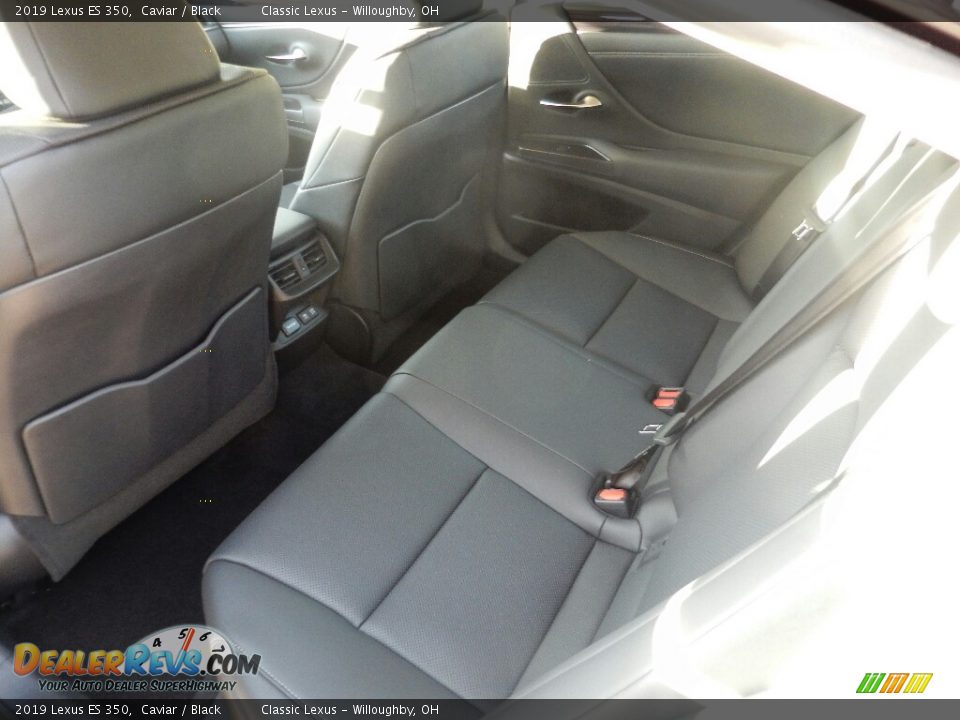 Rear Seat of 2019 Lexus ES 350 Photo #4