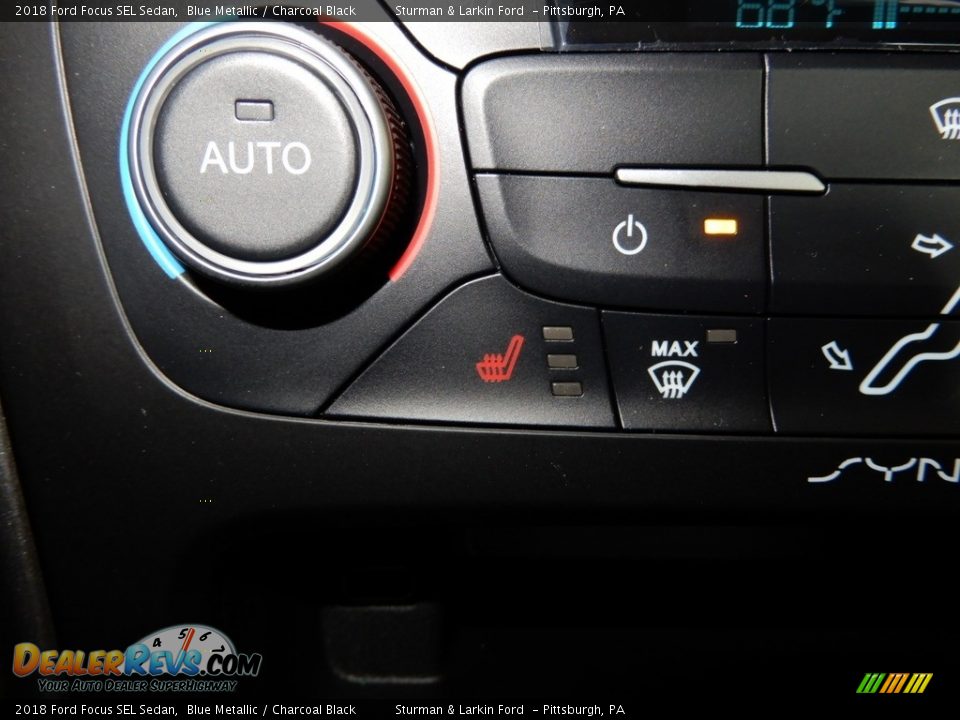 2018 Ford Focus SEL Sedan Blue Metallic / Charcoal Black Photo #13