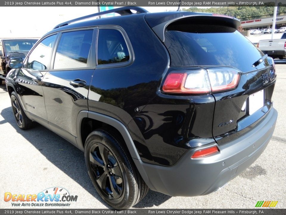 2019 Jeep Cherokee Latitude Plus 4x4 Diamond Black Crystal Pearl / Black Photo #3